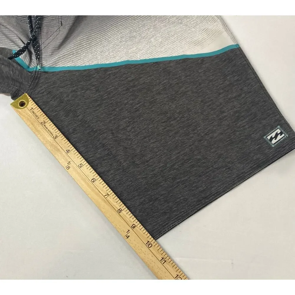 Billabong North Point Board Shorts 30 • Black/Gray Gradient • Teal Trim